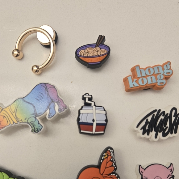 Misc Crocs Jibbitz And Charms Hong Kong Pieces - Picture 2 of 6